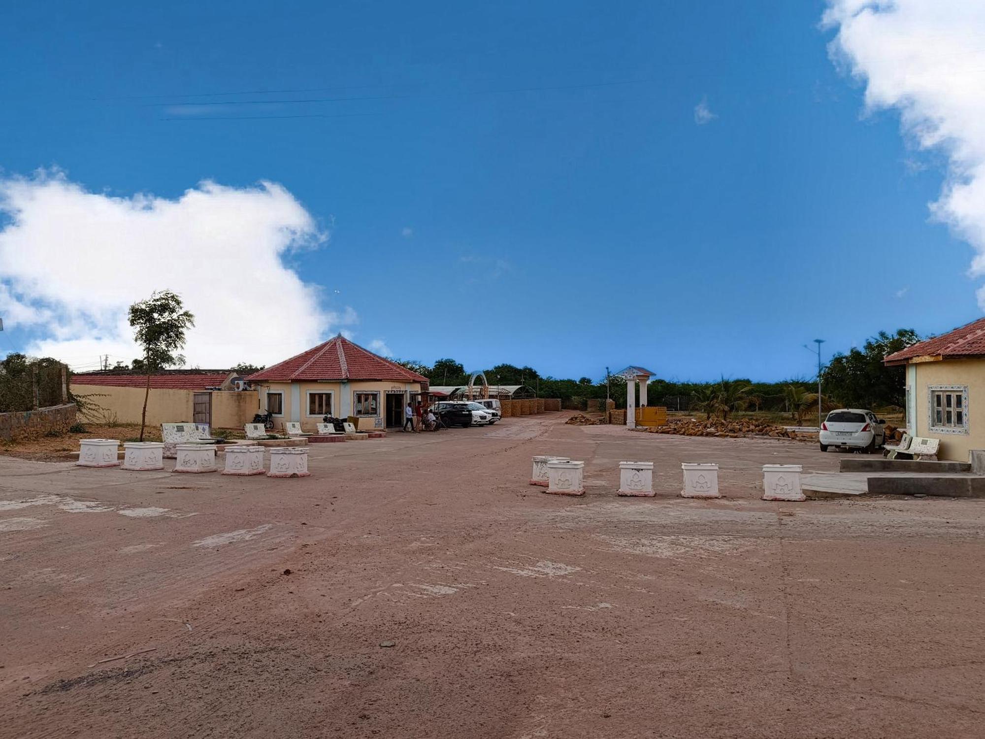 Hotel Rann Of Kachchh Dholavira Eksteriør billede