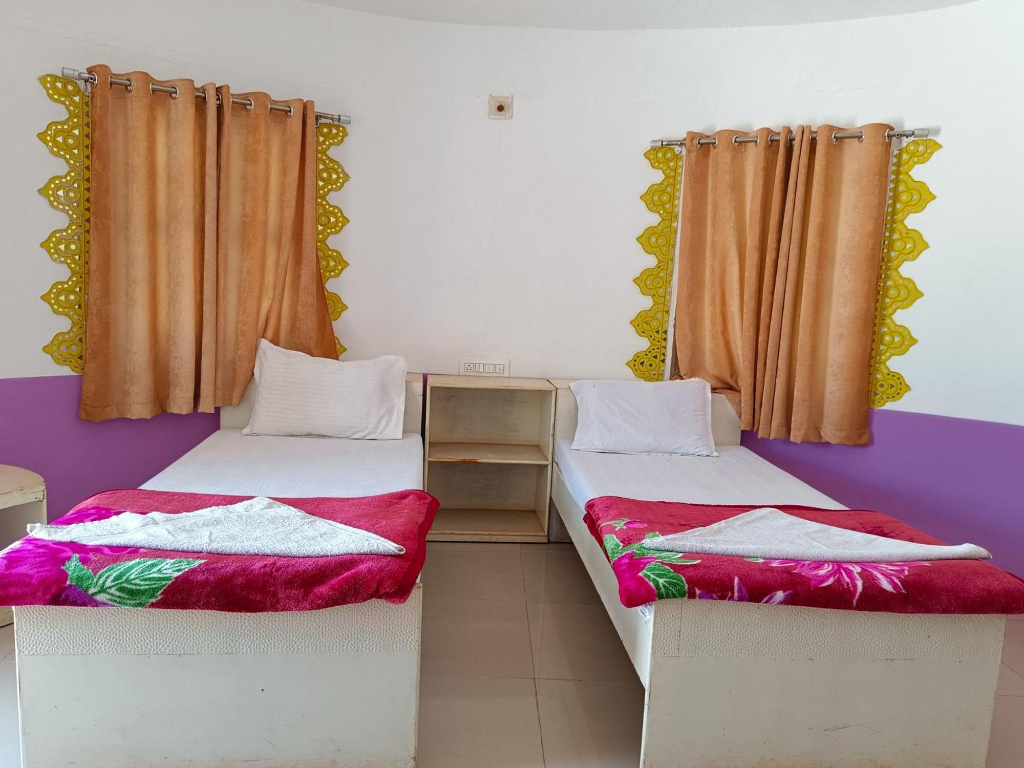 Hotel Rann Of Kachchh Dholavira Eksteriør billede