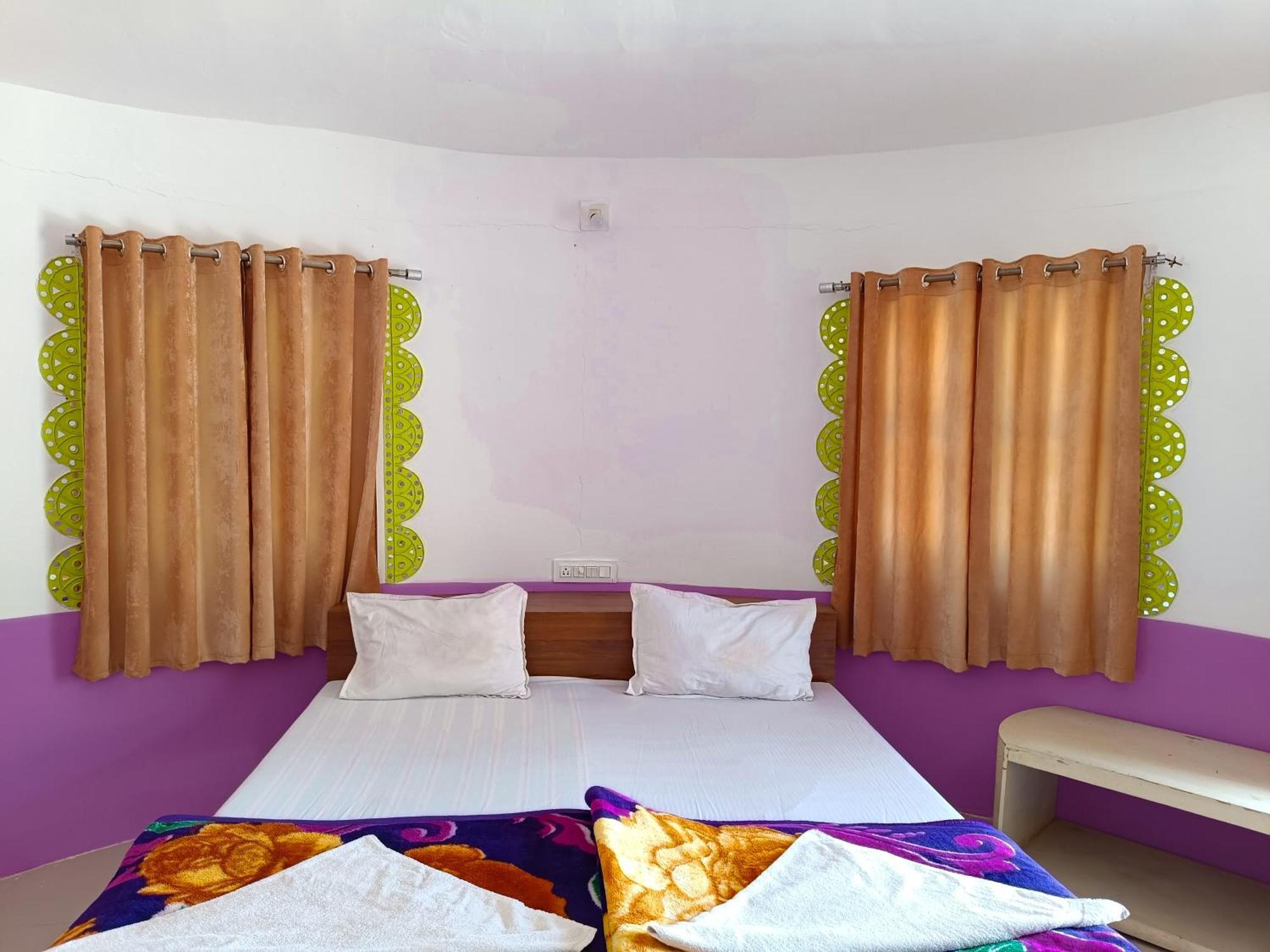 Hotel Rann Of Kachchh Dholavira Eksteriør billede