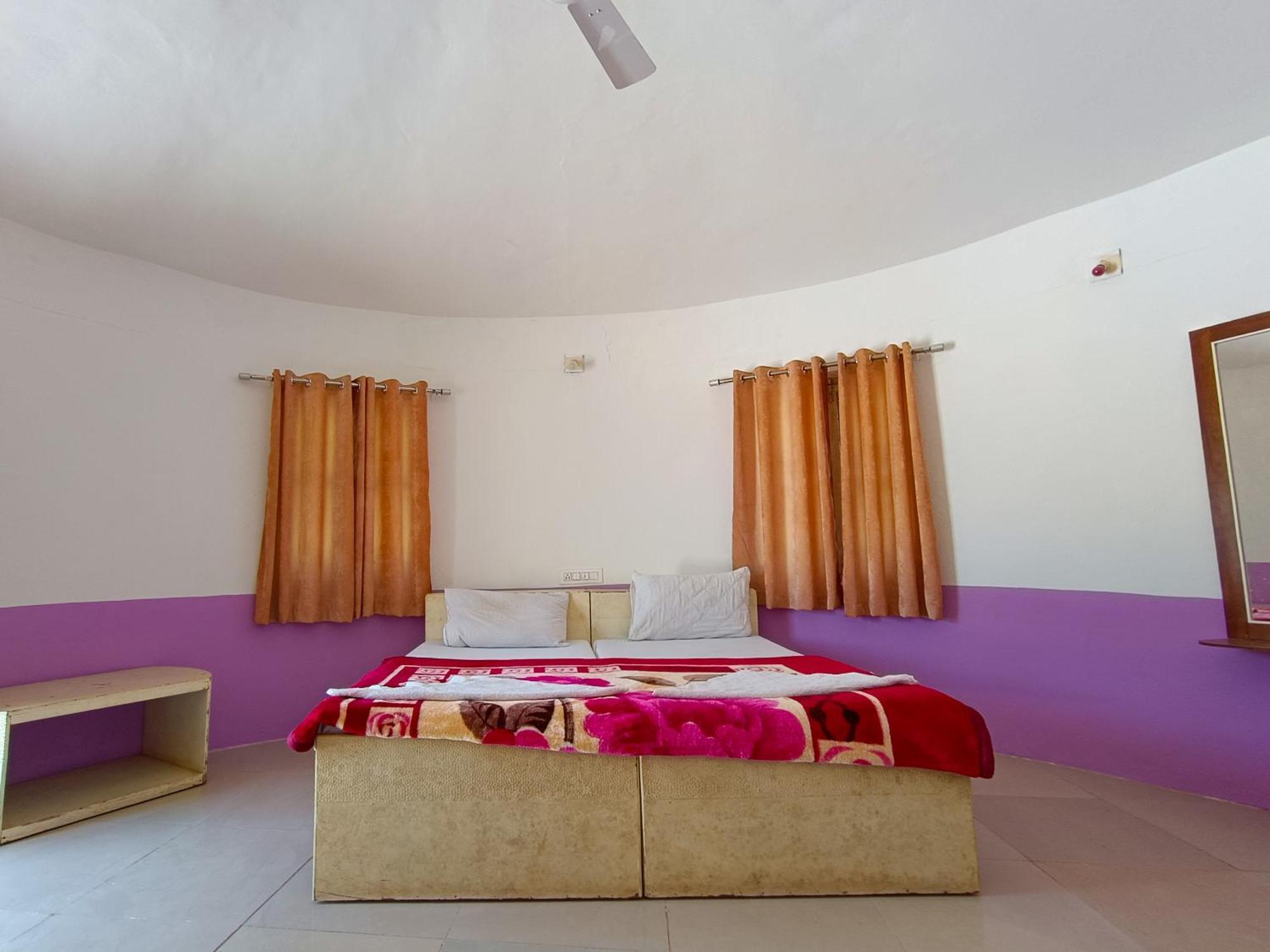 Hotel Rann Of Kachchh Dholavira Eksteriør billede